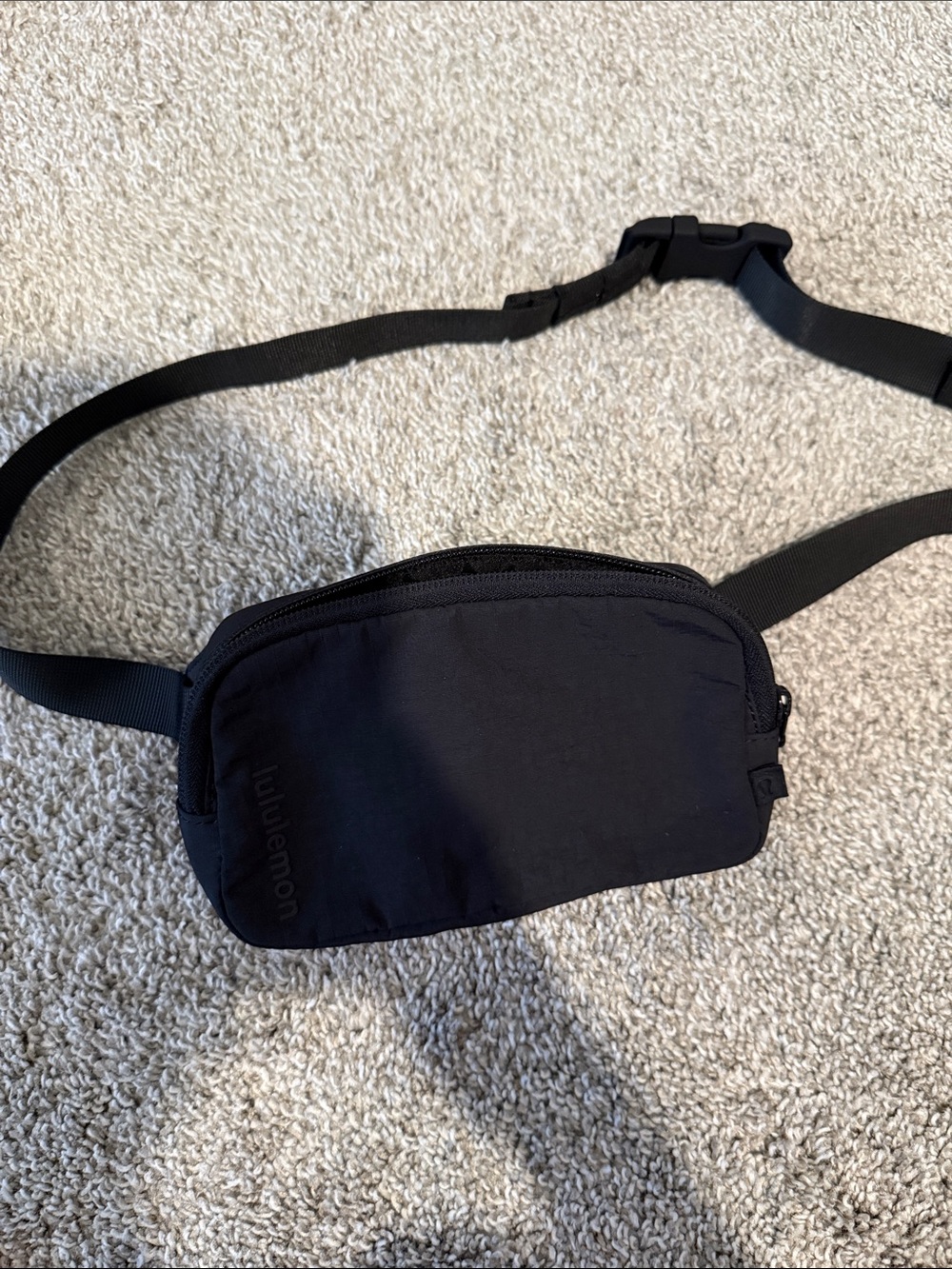lululemon Mini Belt Bag
